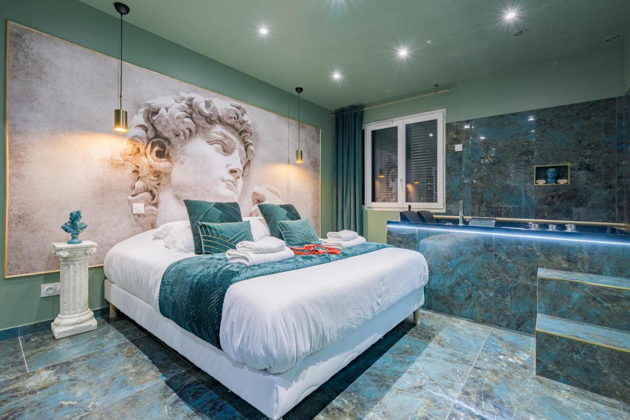 Le Musee D'Aphrodite / Jacuzzi Montgeron Exterior foto